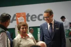 Banco Azteca impulsa inclusión de personas con discapacidad