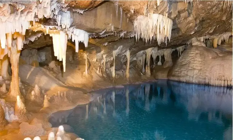 Grutas-de-Cacahuamilpa