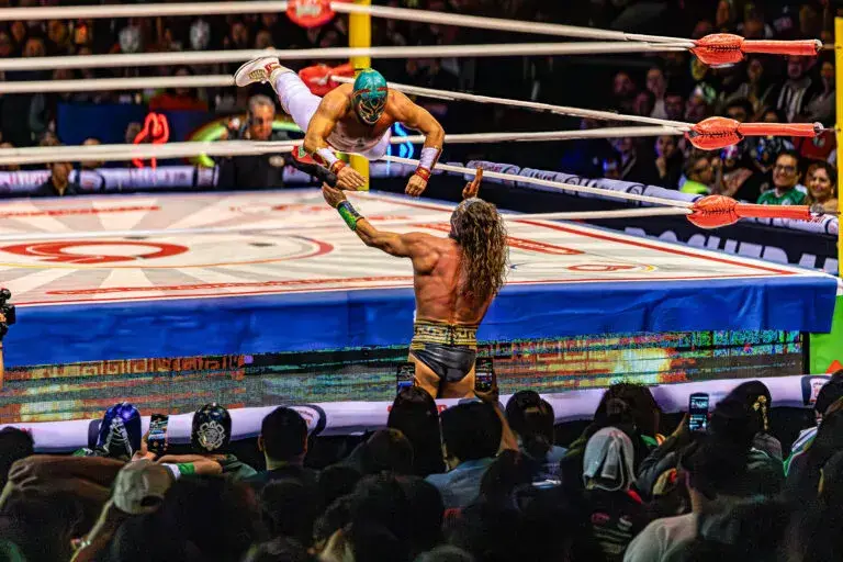 Mitos en el Ring revive la tradición oral en la Arena México
