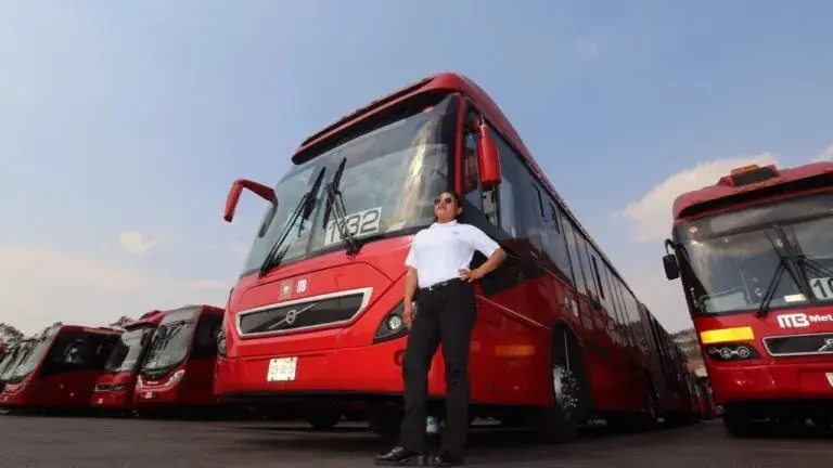 metrobus mujere